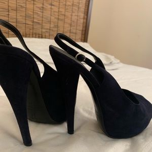 Giuseppe Zanotti pumps in dark blue